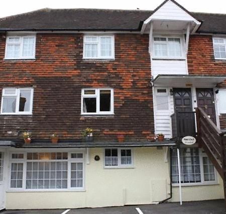 Robertsbridge Retreat At Cornhill Self Catering Apartments Szoba fotó